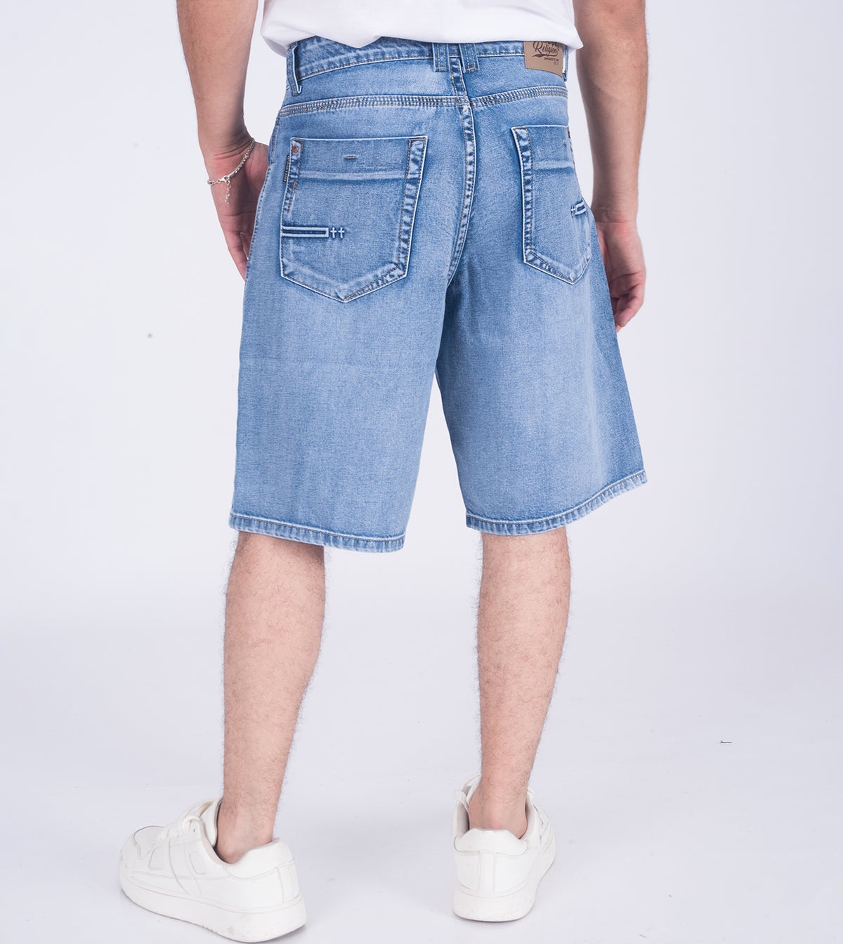 SHORT RAZED
