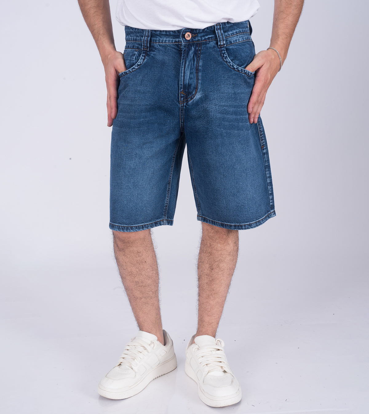 SHORT RAZED