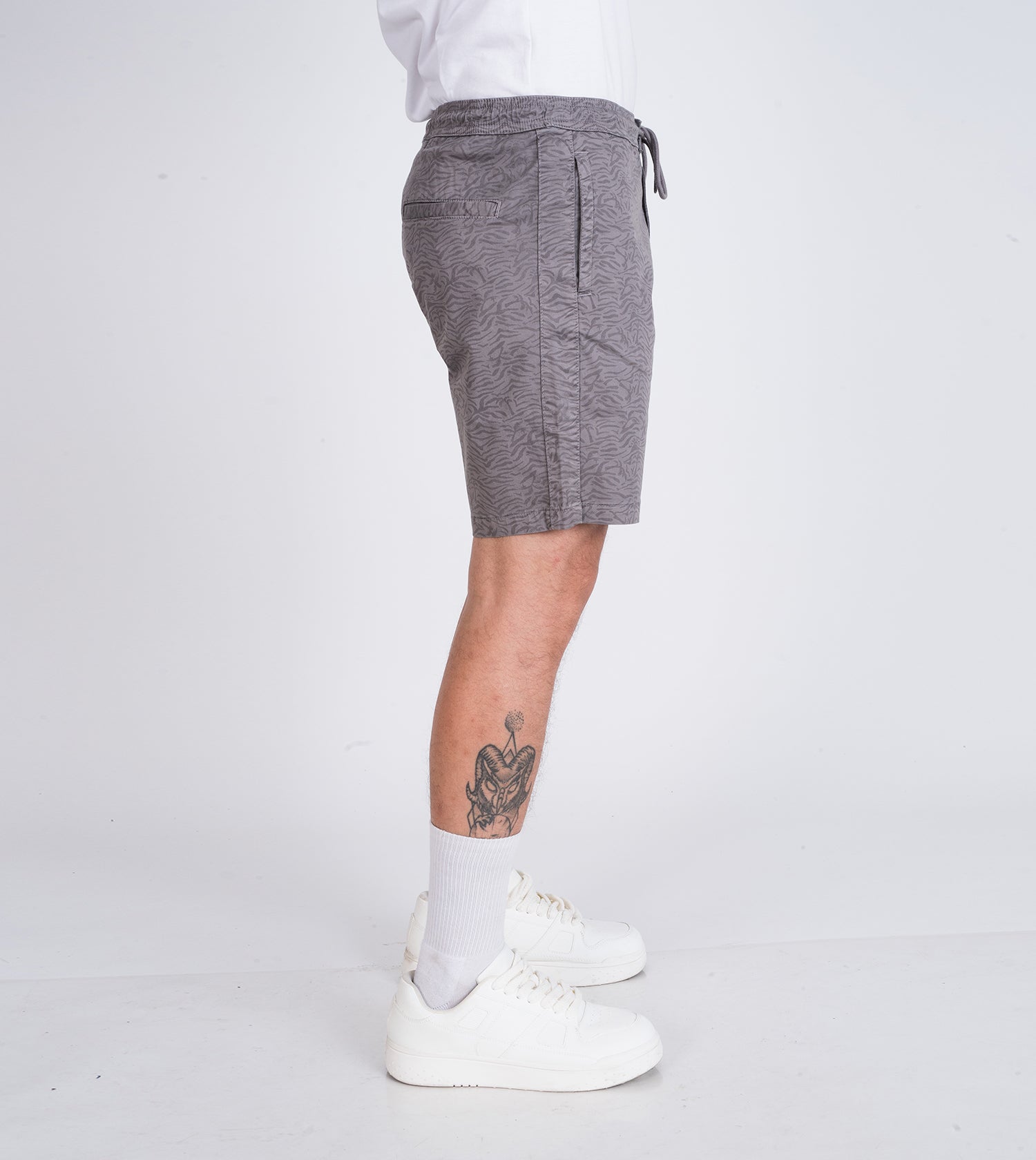 SHORT WIRTZ